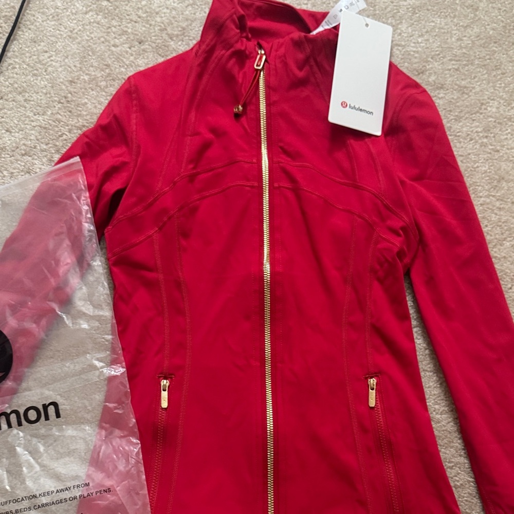 lululemon nulu red jacket Women's